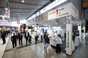 Die GrindingHub 2024 ist in vollem Gang. Vier Tage lang dreht sich in den Stuttgarter Messehallen alles rund um Schleiftechnik – Maschinen, Werkzeuge, Verfahren und die neuesten Technik-Trends in diesem Bereich.